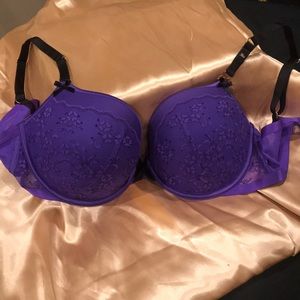 New Victoria Secret Bra